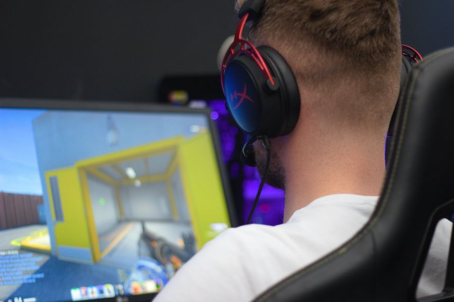 gracze fifa i cs go badania